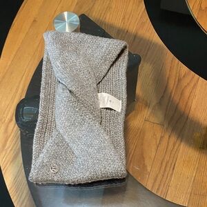 lululemon athletica Gray Knit Twist Headband